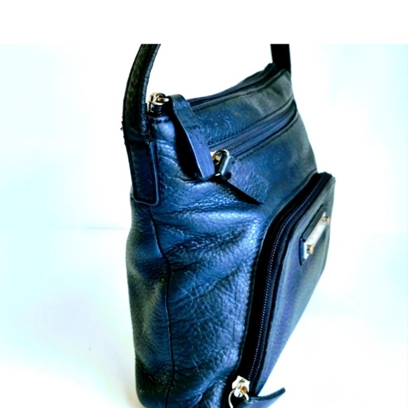 Calvin Klein small handbag - Picture 5 of 12